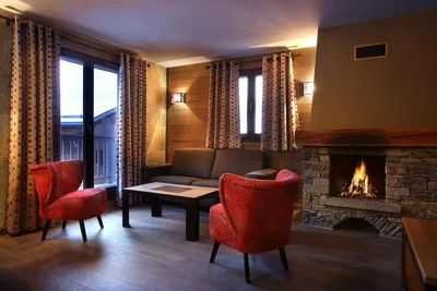 Image de Wifi, remise en forme, piscine, sauna, hammam, balcon, cheminée ou poêle à bois, télévision