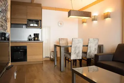 Image de Wifi, à 50m des pistes de ski, remise en forme, piscine, sauna, hammam, balcon, télévision
