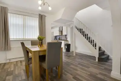 Image de Freshly Renovated 2-bed, Feels Like Home, Sleeps 3