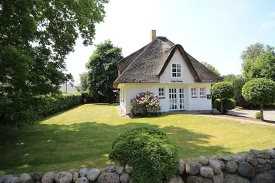 Image de Reetdachhaus LĂĽttje Haubarg
