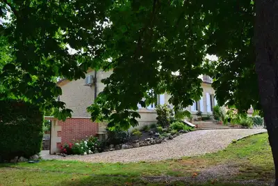 Image de Apartment mit Sonnenterrasse Zwischen Atlantik und Wein