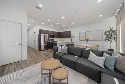 Image de 4 Bed Wpb - Home Near 95, Airport, Dt & Beaches