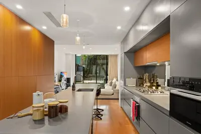 Image de Modern, Elegant Oasis by Sydney Dreams