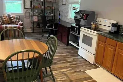 Image de Rural fun close to everything in Charlotte.