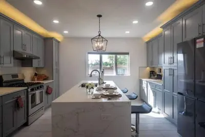 Image de Modern 2br in Staten Island
