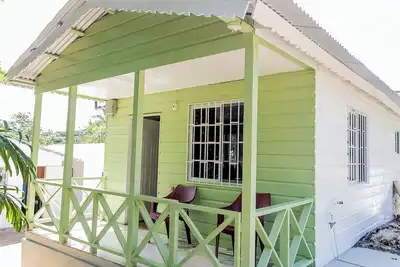 Image de Discover Your Perfect Getaway in Negril-Fast WiFi -Short Stroll to 7-Mile Beach