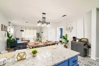 Image de San Antonio Charming 3 br 2 bath 6 min to downtown