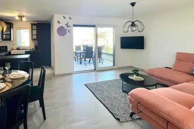 Image de Deluxe Apartment Ii. near the beach
