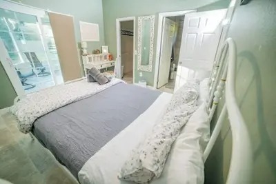 Image de Your Home Away From Home
