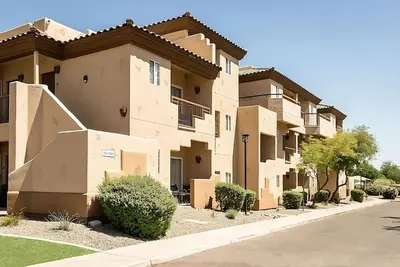 Image de Ideal Mix of Comfort and Value! Swimming Pool, Full Kitchen, Free Parking!
