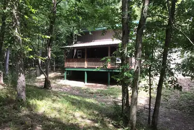 Image de Bunkhouse in the Ozarks with access to Creek Pavilion and close to Rockbridge