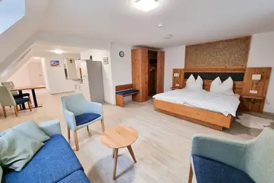 Image de Apartment mit Deckenbalken