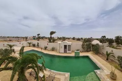 Image de Évasion paradisiaque à Djerba - Maison de vacances avec piscine