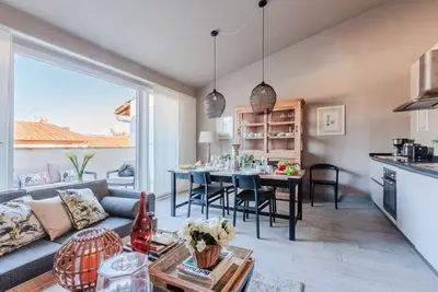 Image de Casa Marta, Luxury 2 Bedrooms Apartment with Terrace Inside the Walls of Lucca