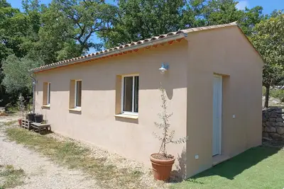 Image de Petite maison indépendante au cœur des oliviers