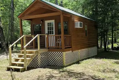 Image de Serenity Springs On The Suwannee Cabin #1