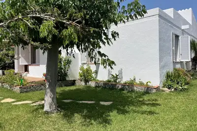 Image de Charmant Villa Pour 6 Personnes A 300m De La Plage, Calafat, Wifi
