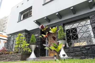Image de Centric big old House, Roomy Petfriendly and Recently Renovated