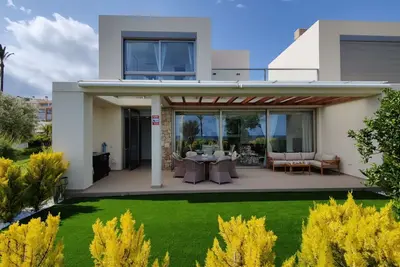 Image de Paradise sea front premium villa