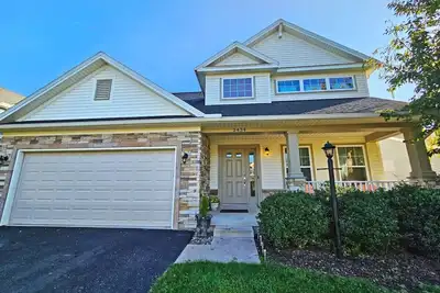 Image de Huge House 10 Mins From Psu Campus + Private Deck!