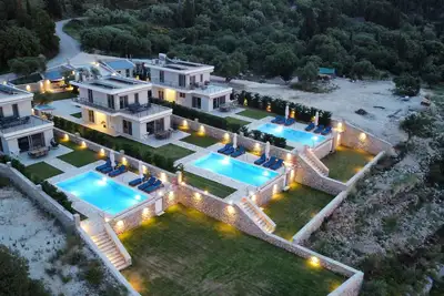 Image de Luxury villas with private pools in Lefkada