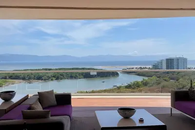 Image de Beautiful Grand Luxxe Four Bedroom Residence at Vidanta Nuevo Vallarta! !