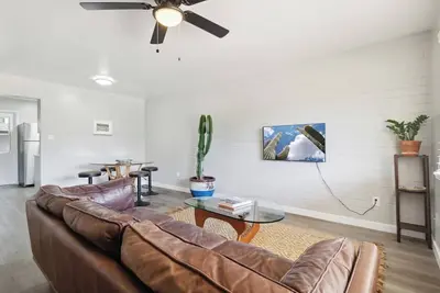 Image de Viridian Biltmore Villa with Pool and Parking