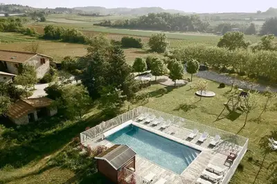 Image de Ferienwohnung mit Verwarmten Pool bis 4 Personen