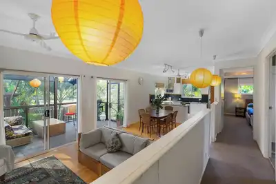 Image de Enchanted Garden Island Cottage with Bikes and Air Con.