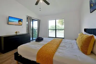 Image de Cozy Oasis/3Beds/FastWifi/Patio/close to parks