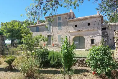 Image de Ferme en pierres rénovée avec piscine & jardin – Drôme Provençale