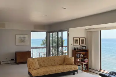 Image de MidCentury Beach House