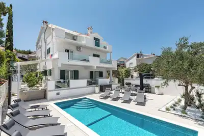 Image de Apartment Trogir  Dalmatia  35 m from sea with direct sea view and swimming pool