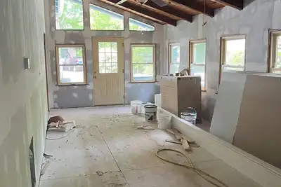 Image de Newly Renovated Cabin in Linville Land Harbor