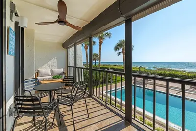 Image de Gorgeous Beachfront 2bd 2ba Condo! Pelicans Cove!