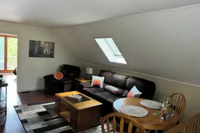 Image de Peaceful, private get away on 15 acres. So much to do in Dunbarton Nh!