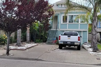 Image de Victoria home near to downtown  oakland! ! !