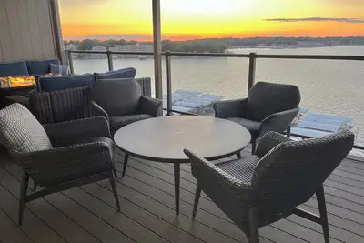 Image de Penthouse Perfection-Spacious 4 Bedroom-Panoramic Views & Waterpark Passes at Bb
