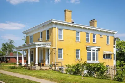 Image de The Yellow Rose Historic Home