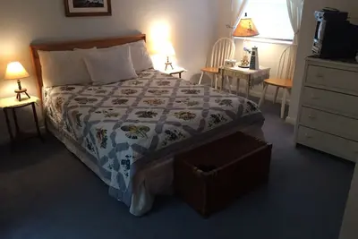 Image de Vacation Retreat! Home w/ Pool, Hot Tub, Free WiFi, & Private Washer/Dryer