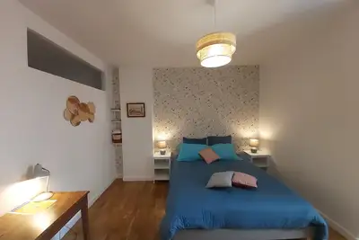 Image de Le Cottage Saint-Georges***, spacieux et cosy, Wifi, aux pieds de la Collégiale