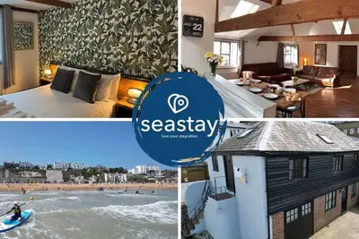 The Old Boat House Broadstairs is a unique and captivating Upside Down House located Broadstairs