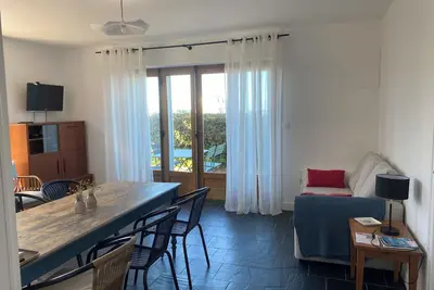 Image de Appartement R-D-C face Ă la grande plage. 2 chambres 2-4 personnes