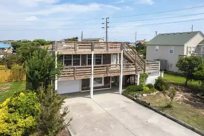 Image de Short Walk to Beach - Hot Tub - Community Pool - Ymca Access - Family Friendly!