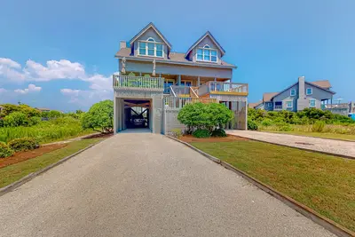 Image de Compass Rose | Townhouse in Topsail Beach with balcony, central Ac, & W/D