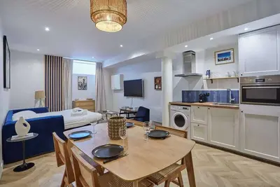 Charmant et Modene Appartement Centre de Paris