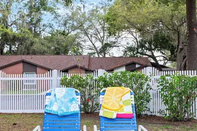 Image de Pool, Private Yard, Grill, Massage Bed Within 2 miles of Usf, Moffit Center