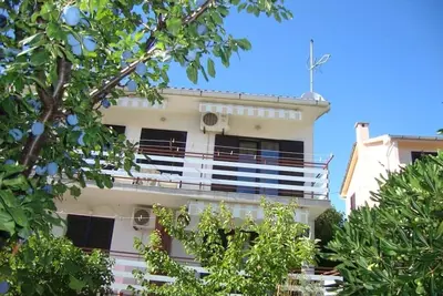 Image de Chambre dans Cres avec vue mer, Balcon, Climatisation, Wifi (4249-4)