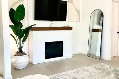 Image de Modern townhome 10 minutes from the heart of downtown Austin!