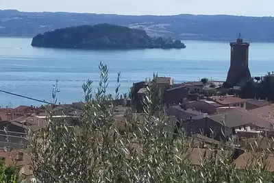 Image de Apartment in Marta on Lake Bolsena